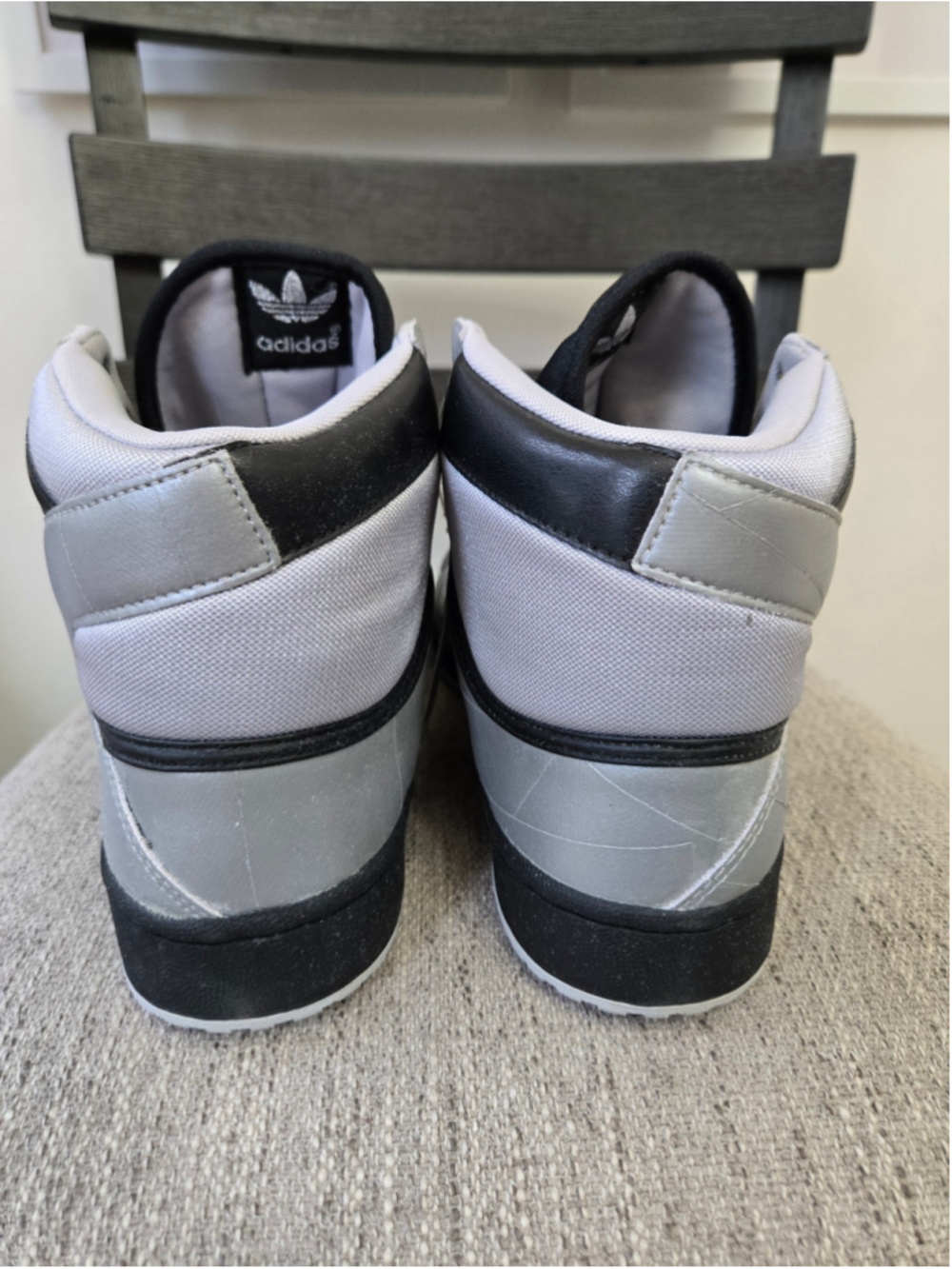 Men's Adidas High Top Sneakers Silver and Black Size 10 - Picture 4 of 7
